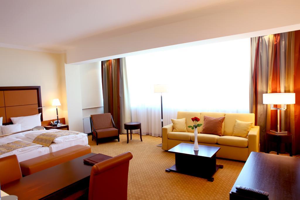 Aparthotel Premier Podgoriçe Oda fotoğraf